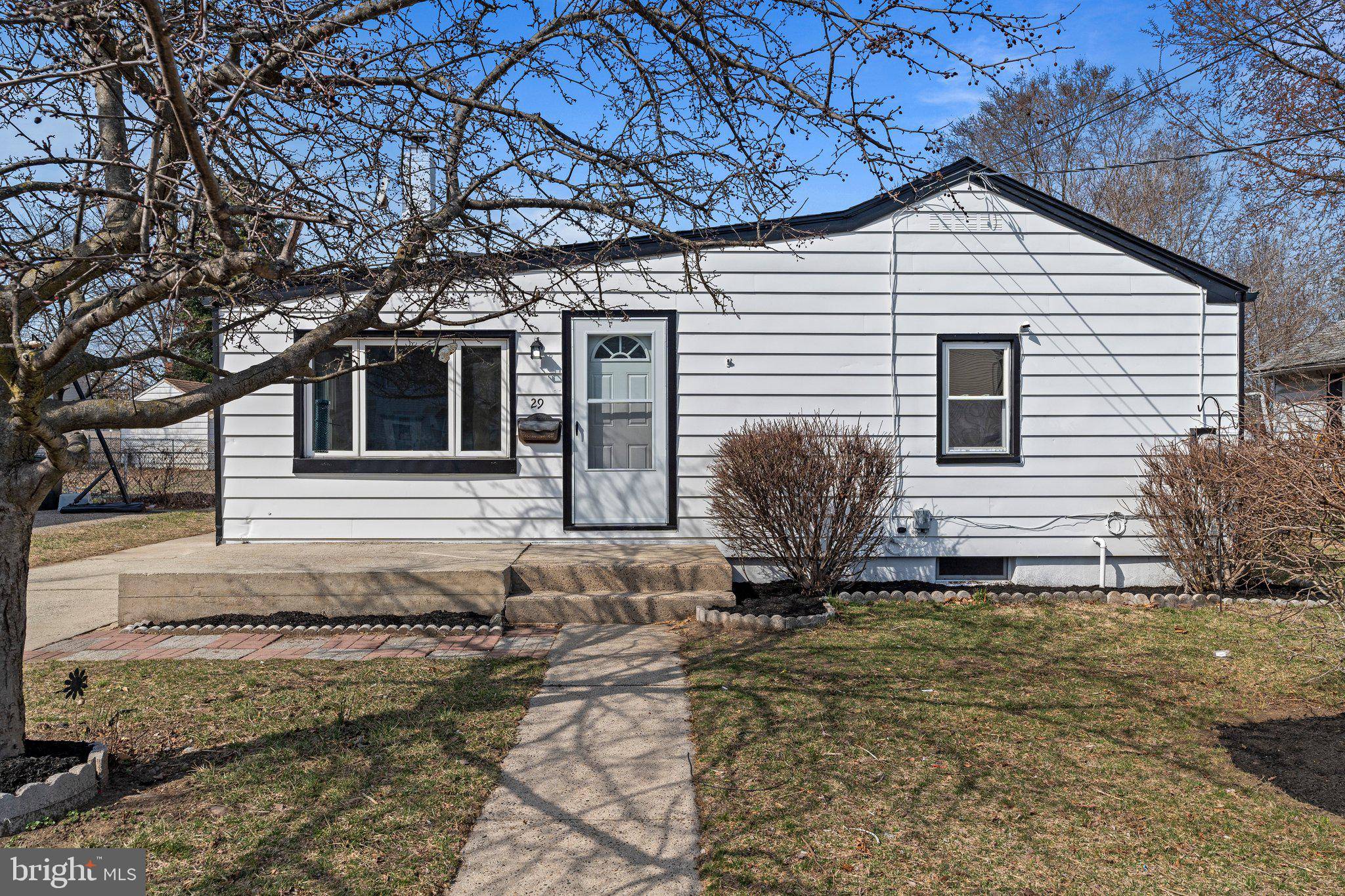 29 E. FOURTH ST, Burlington, NJ 08016