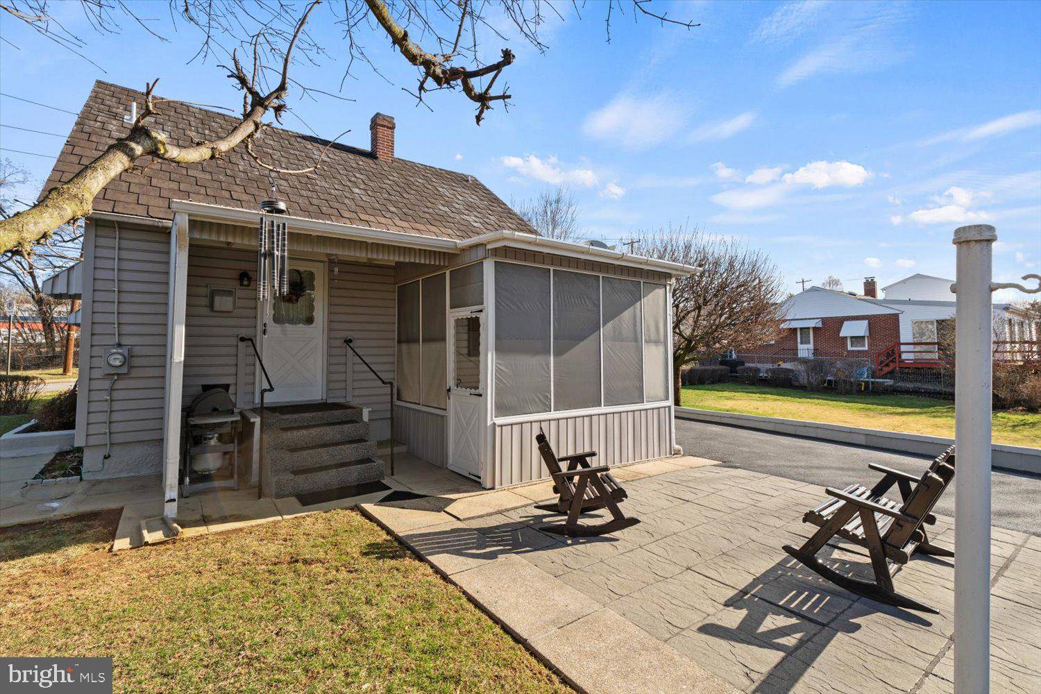 York, PA 17402,802 E 11TH AVE