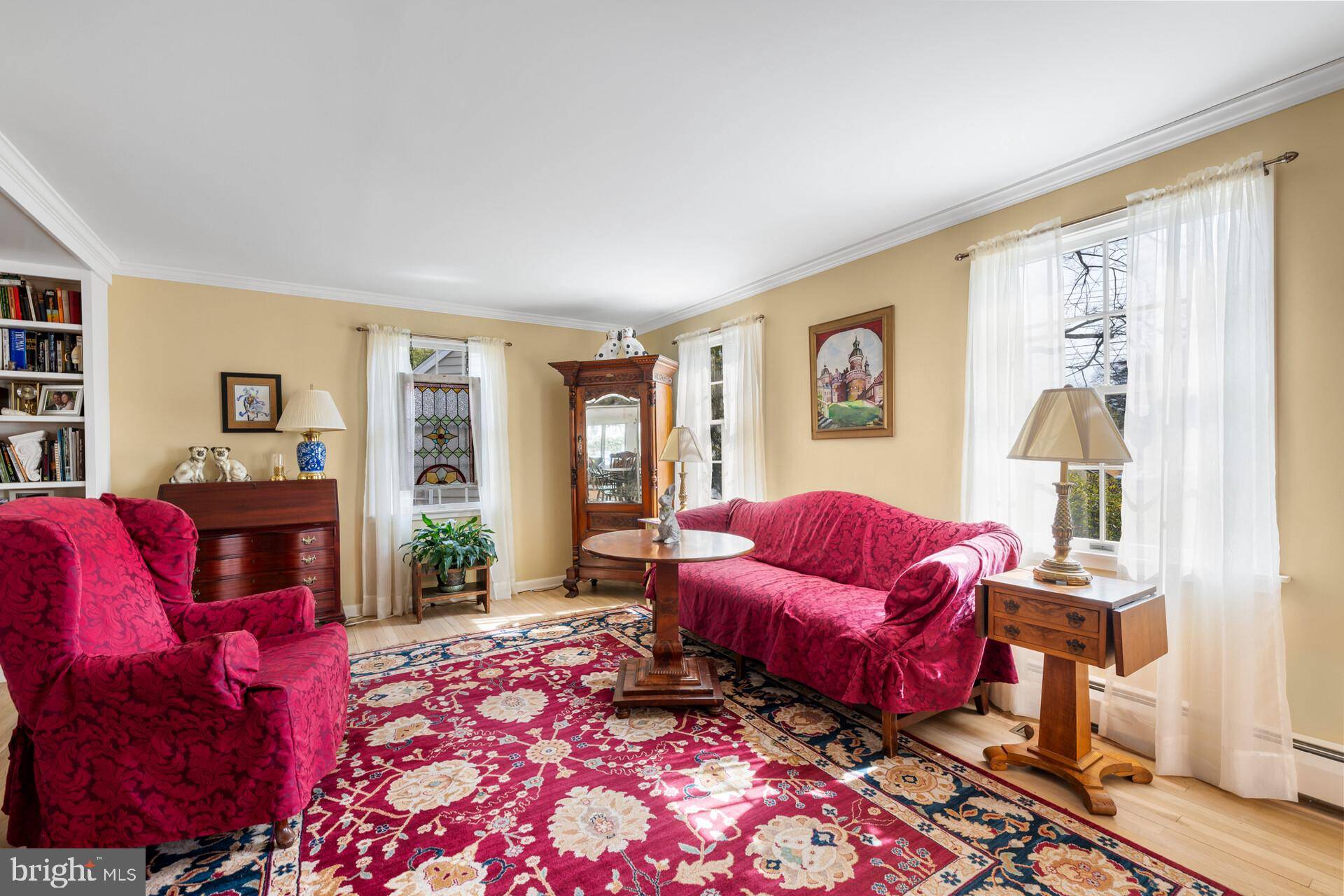 Doylestown, PA 18901,305 LINDEN AVE