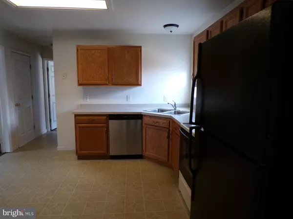 Narvon, PA 17555,945 MOUNT ZION RD