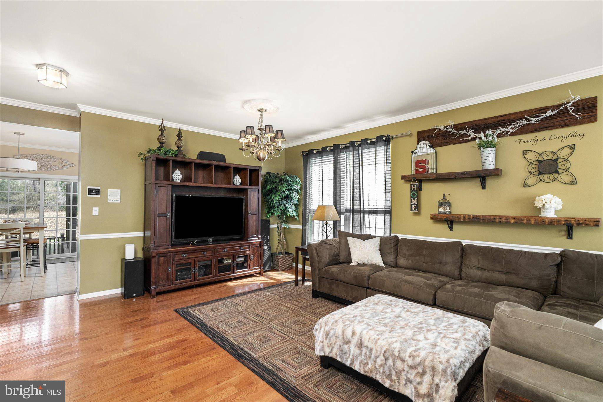 Burlington, NJ 08016,96 ARROWHEAD DR