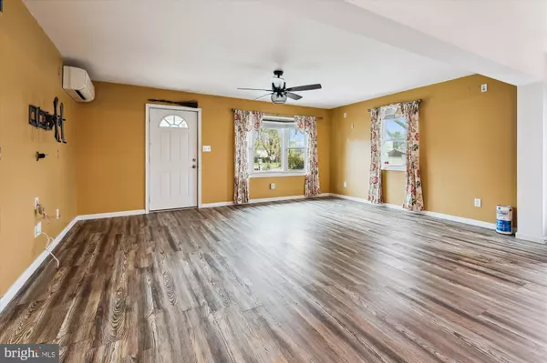 Ridgely, MD 21660,208 ORIOLE AVE
