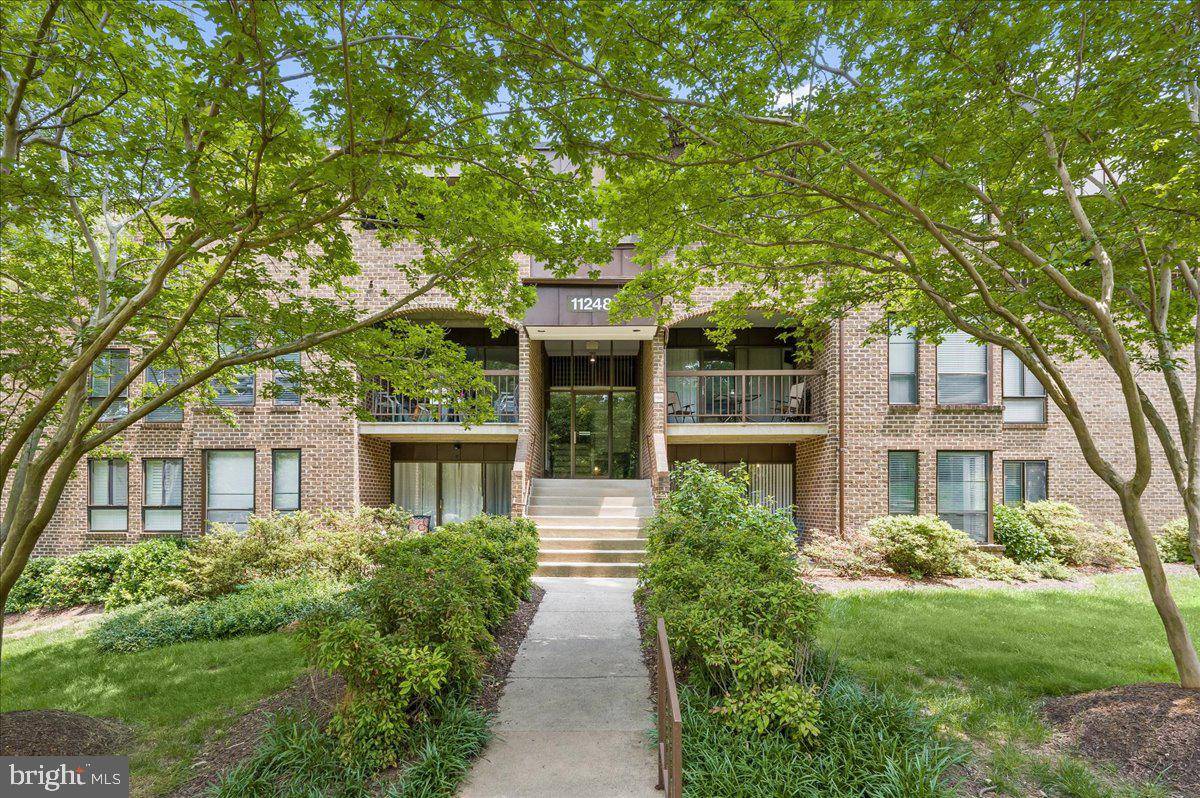 11248 CHESTNUT GROVE SQ #249, Reston, VA 20190