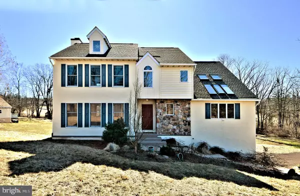 1486 FAIRHILL RD, Sellersville, PA 18960