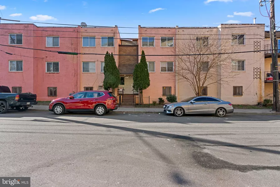 5007-5007 D ST SE #302, Washington, DC 20019