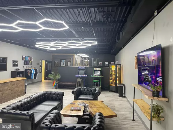 State College, PA 16801,123 -127 SOUTH ALLEN STREET