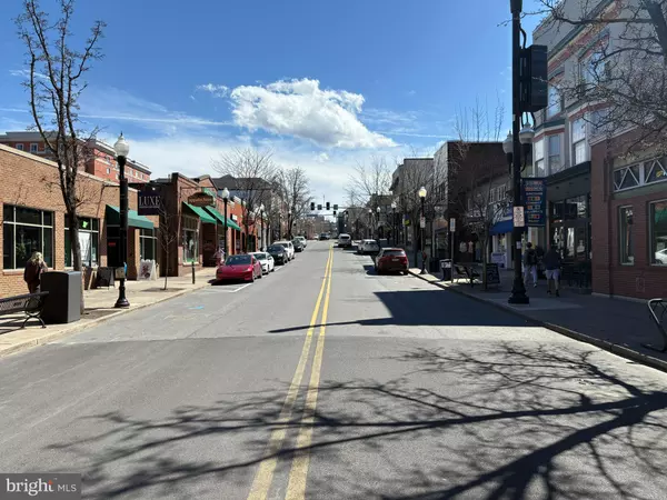 State College, PA 16801,123 -127 SOUTH ALLEN STREET