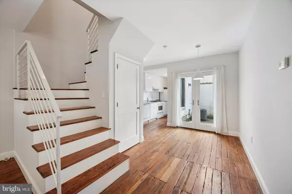 Philadelphia, PA 19147,1112 WEBSTER ST