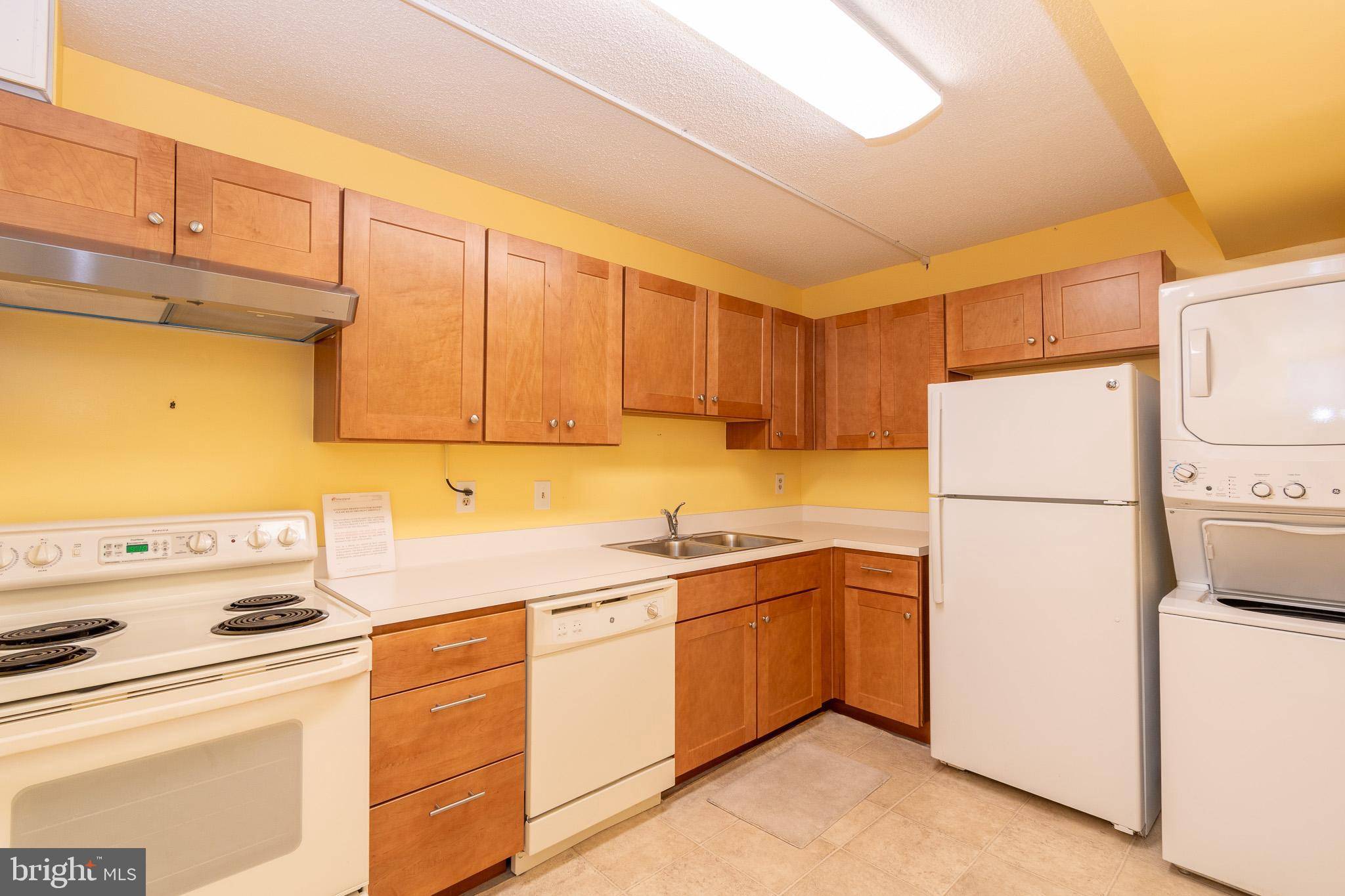 Silver Spring, MD 20906,15107 INTERLACHEN DR #2-1022