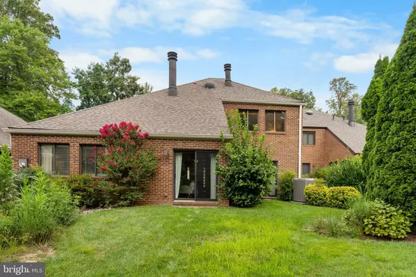 Reston, VA 20191,11303 HARBORSIDE CLUSTER