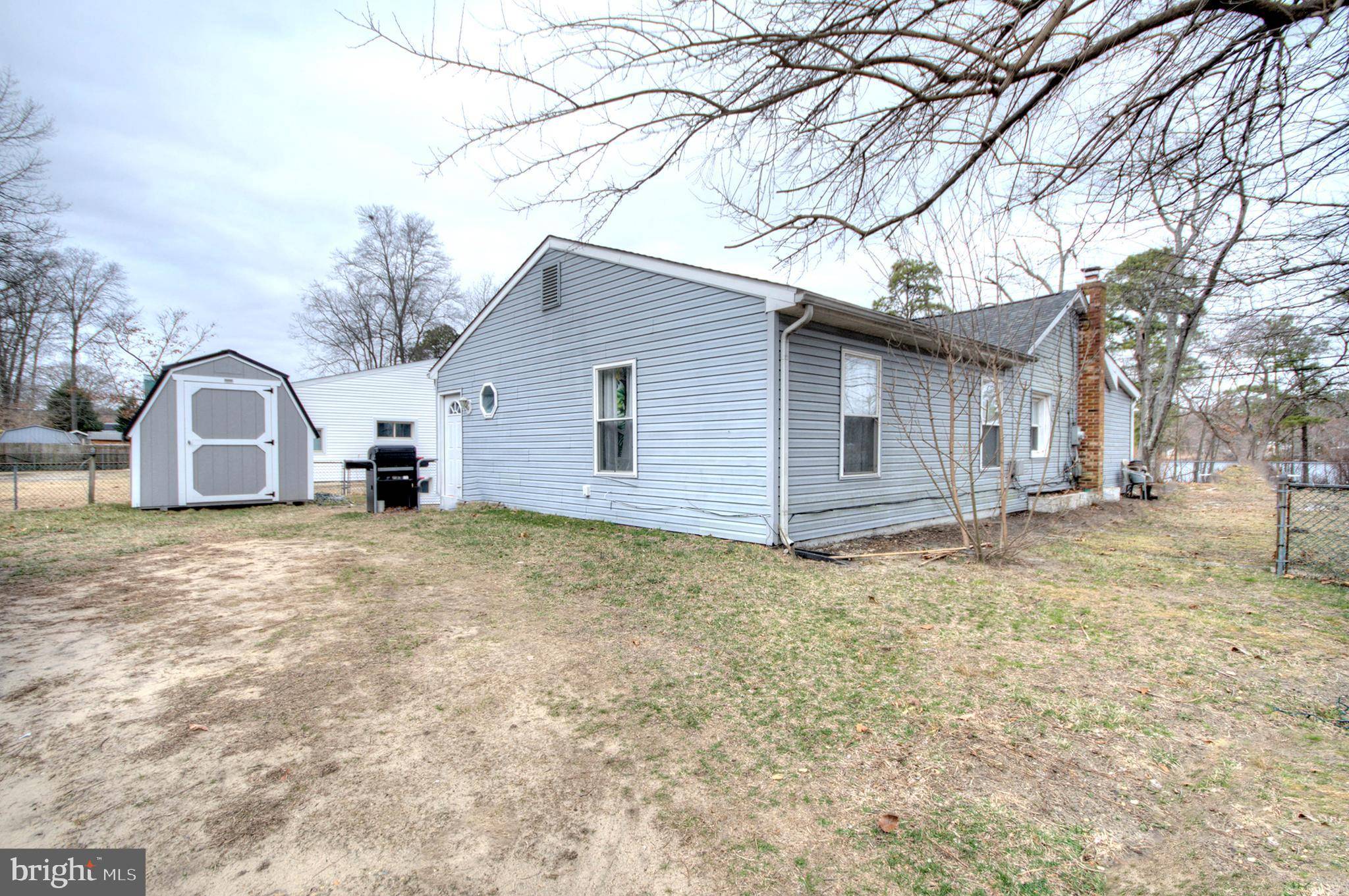 Williamstown, NJ 08094,2121 LAKESIDE DR