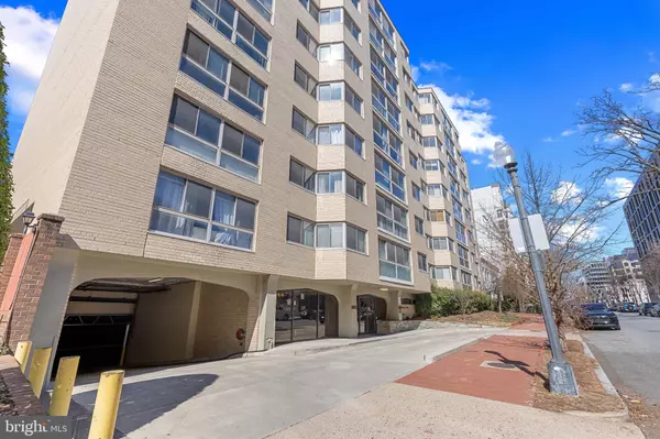 922 24TH ST NW #518, Washington, DC 20037