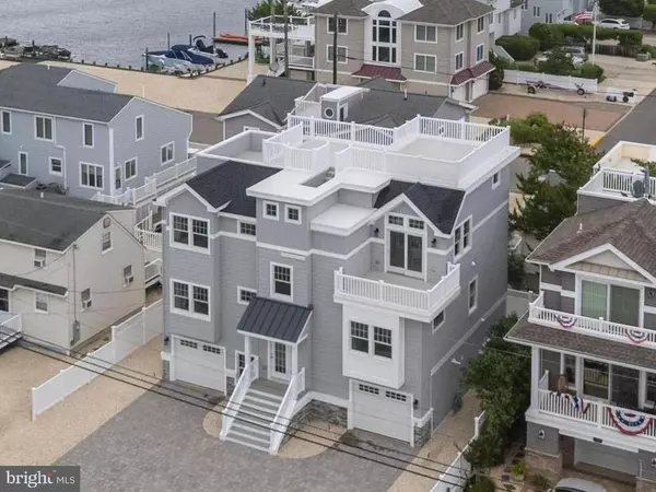 15 W CAROLINA AVE, Long Beach Township, NJ 08008