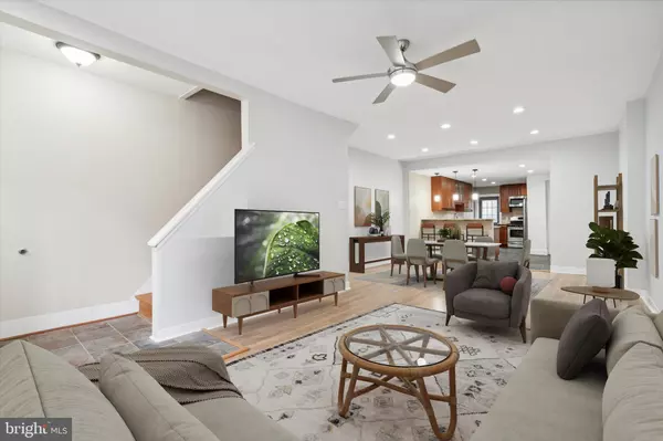 Philadelphia, PA 19147,711 REED ST