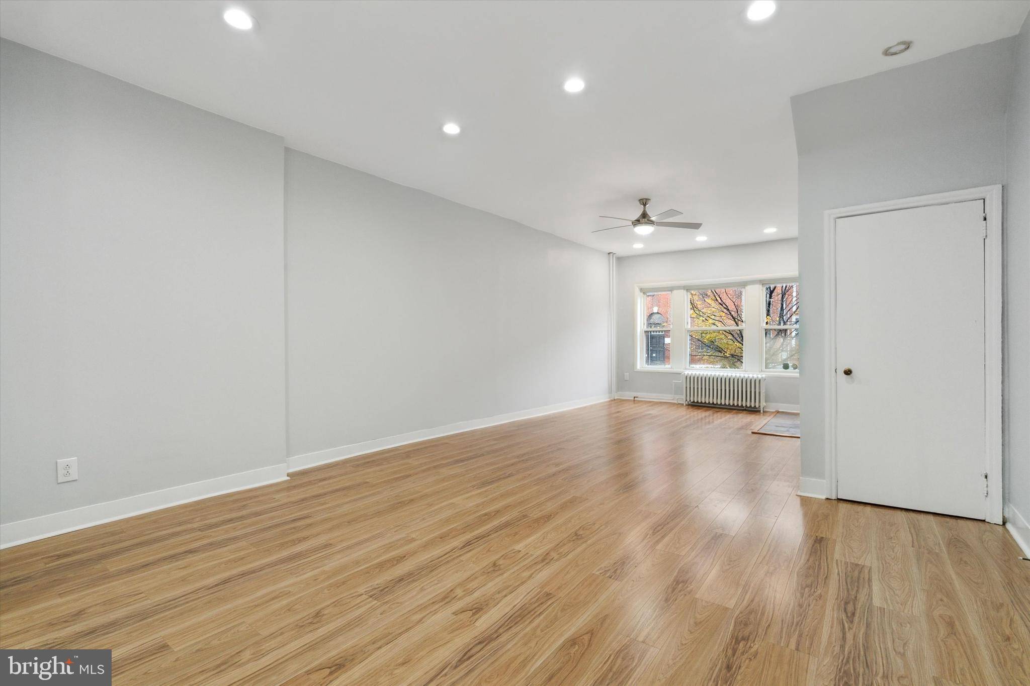 Philadelphia, PA 19147,711 REED ST