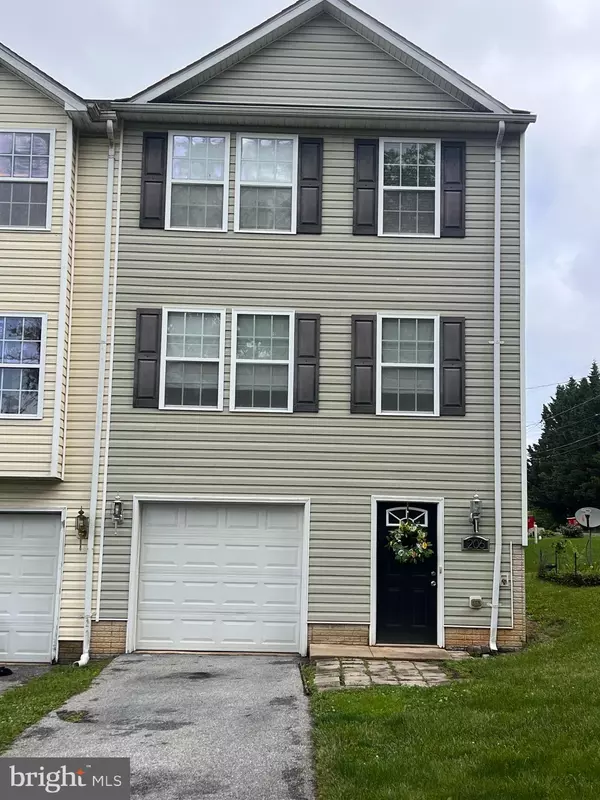 206 ANN ST, Charles Town, WV 25414