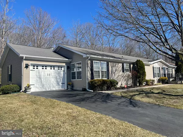 Dover, DE 19901,544 WEAVER DR #544