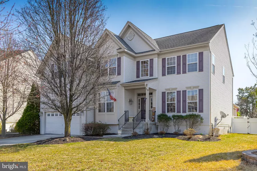 612 BAINBRIDGE DR, Mullica Hill, NJ 08062