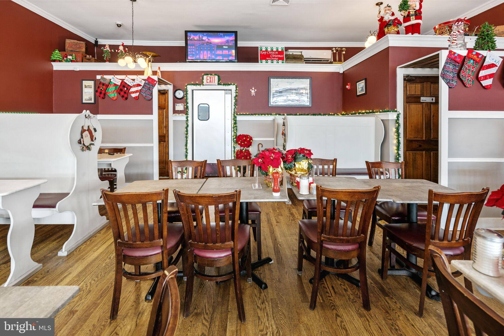 Barnegat, NJ 08005,688 E BAY AVE