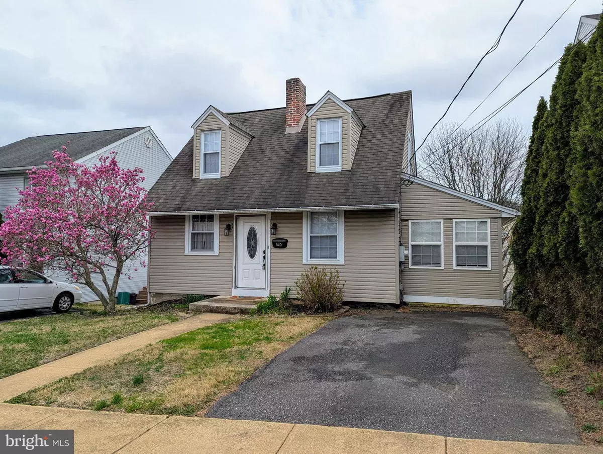 Brookhaven, PA 19015,165 RIDGE BLVD