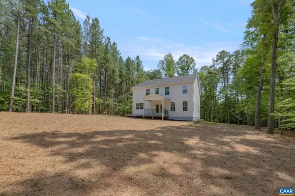 Charlottesville, VA 22911,3 LONICERA WAY