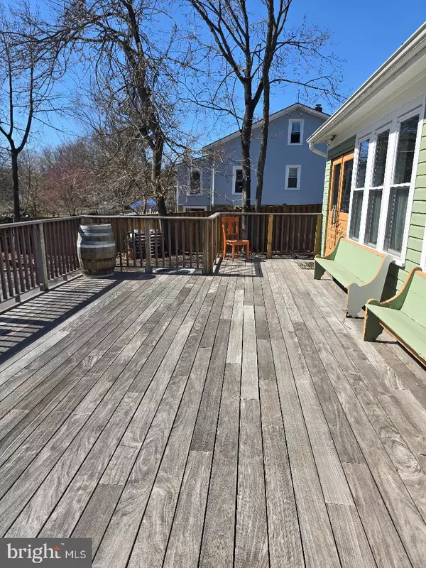 Round Hill, VA 20141,6 W LOUDOUN