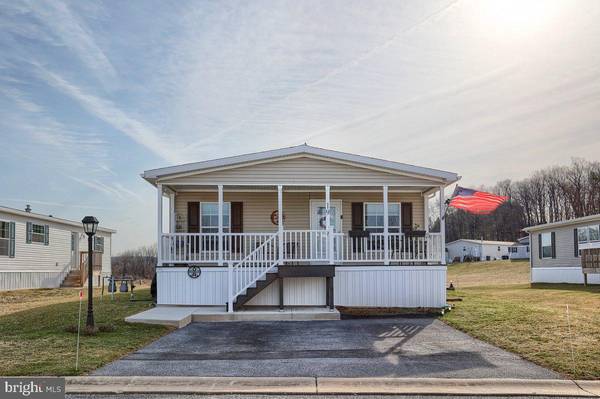Hanover, PA 17331,19 EGRET DR