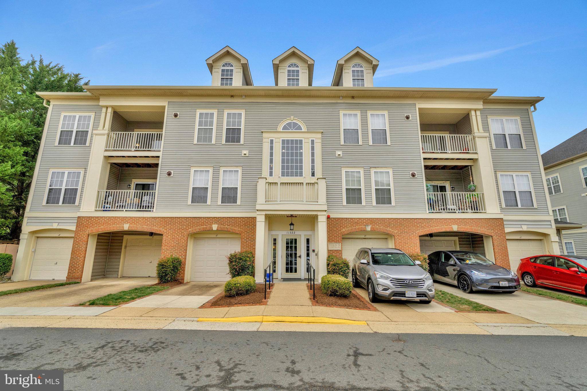 11322 WESTBROOK MILL LN #301, Fairfax, VA 22030