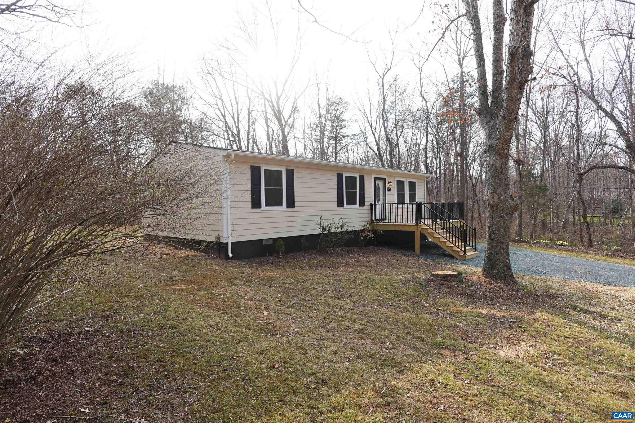 Scottsville, VA 24590,845 NOELL LN