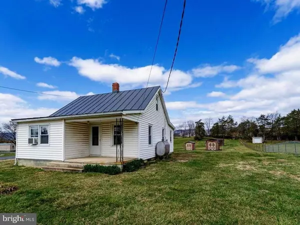 754 LEAKSVILLE RD, Luray, VA 22835