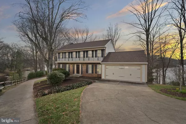 Dumfries, VA 22025,15458 SILVAN GLEN DR