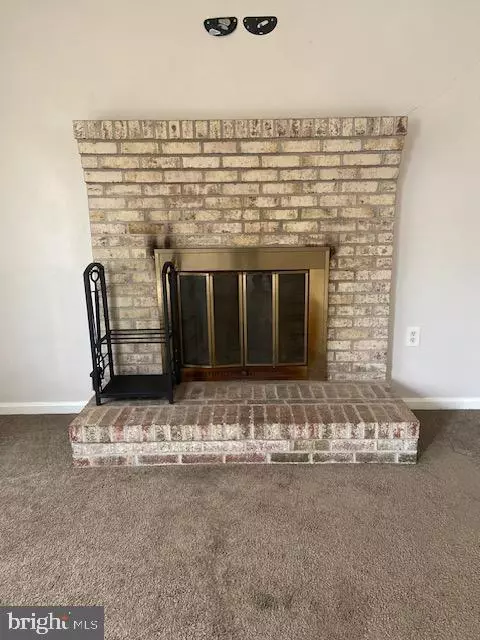 Mount Airy, MD 21771,8 GRIMES