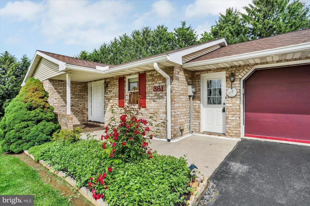 Spring Grove, PA 17362,381 N MAIN ST