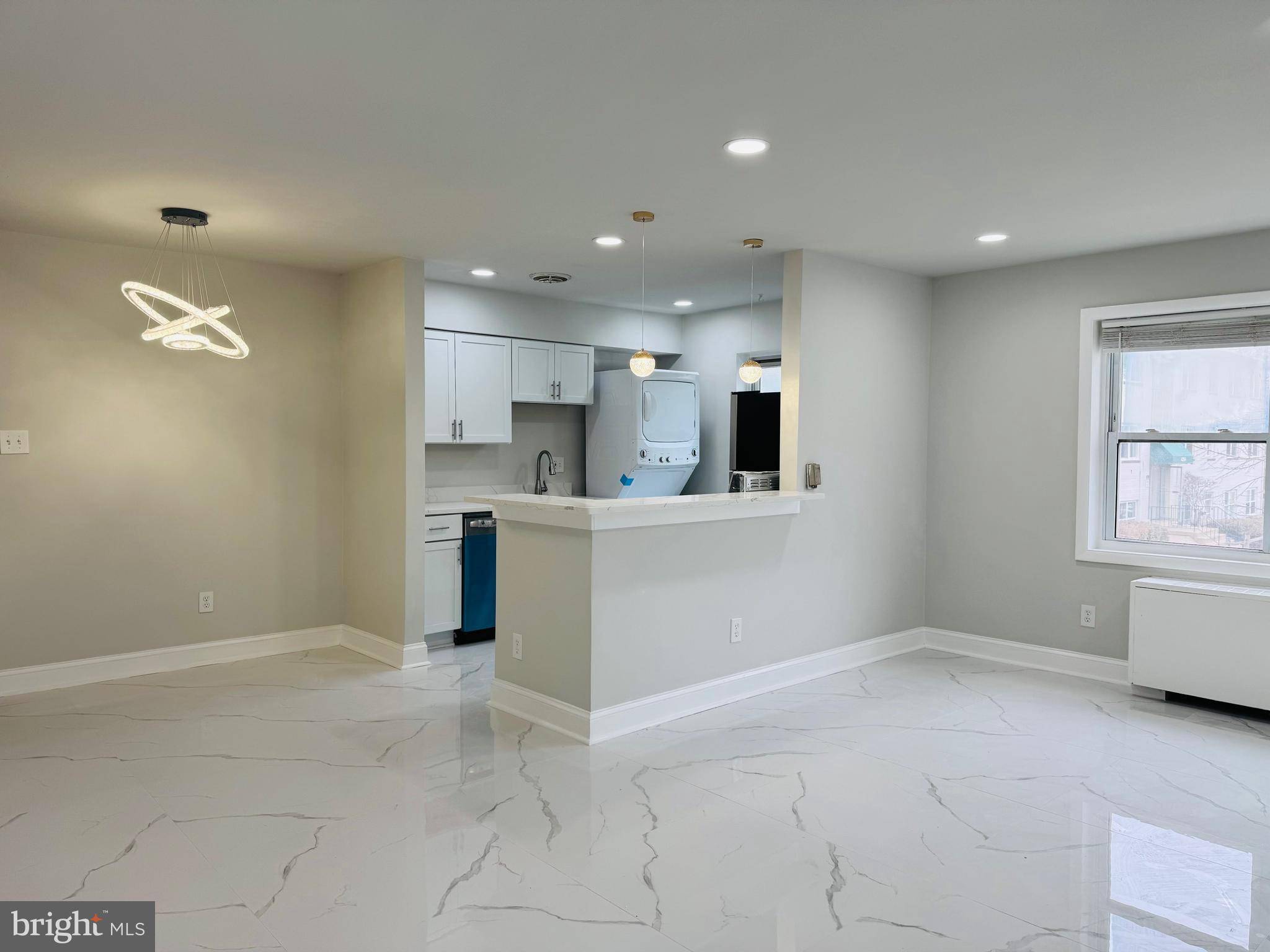 Alexandria, VA 22309,4258 BUCKMAN RD #38