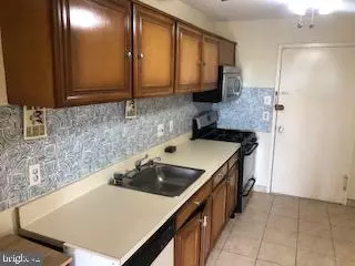 College Park, MD 20740,6100 WESTCHESTER PARK DR #814