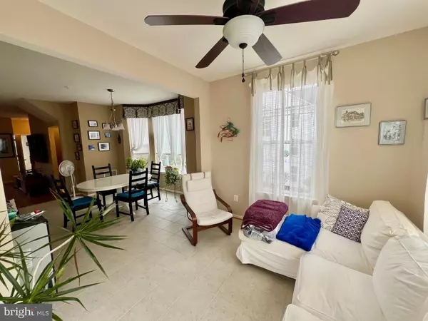 Cambridge, MD 21613,322 SHIPYARD DR #82