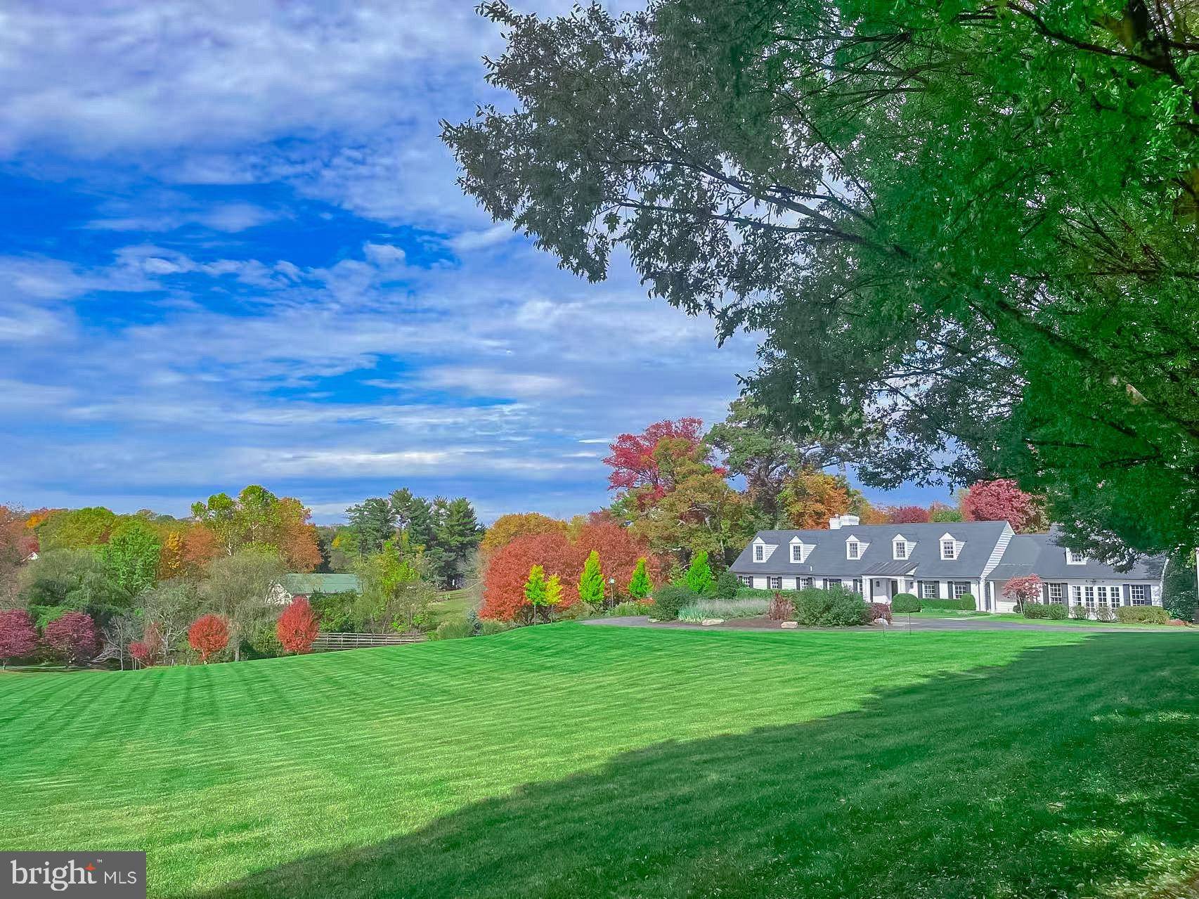 10711 RED BARN LN, Potomac, MD 20854