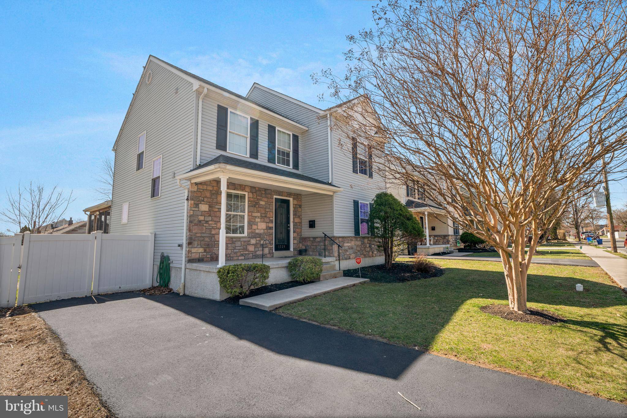 Folsom, PA 19033,1720 5TH AVE