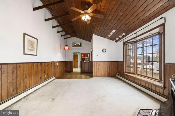 Clifton Heights, PA 19018,300 E BALTIMORE AVE