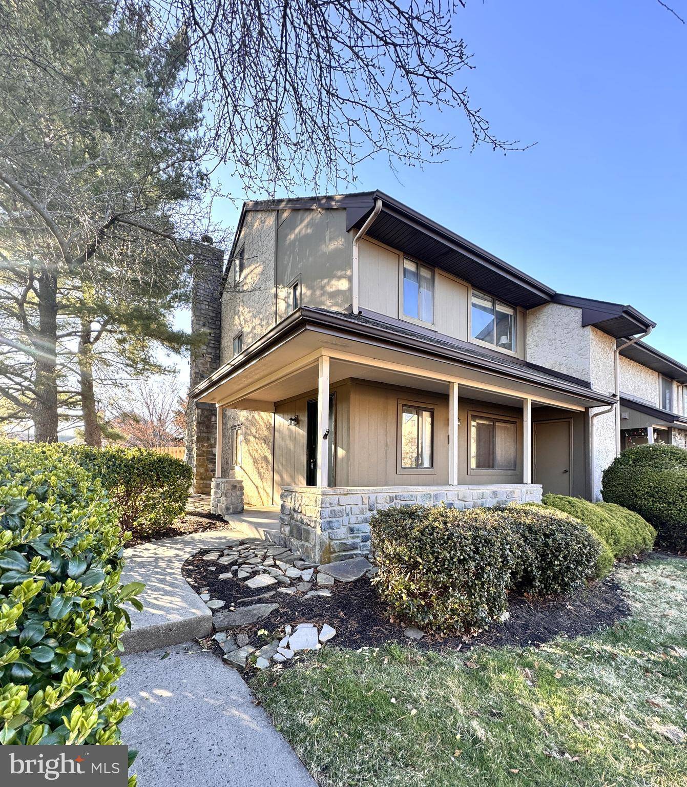151 HAMPSHIRE DR, Plainsboro, NJ 08536