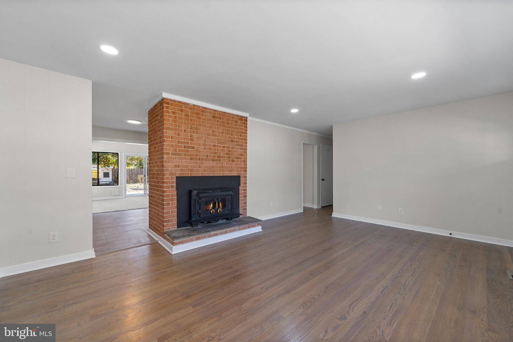 Waldorf, MD 20602,12853 OWENS DR