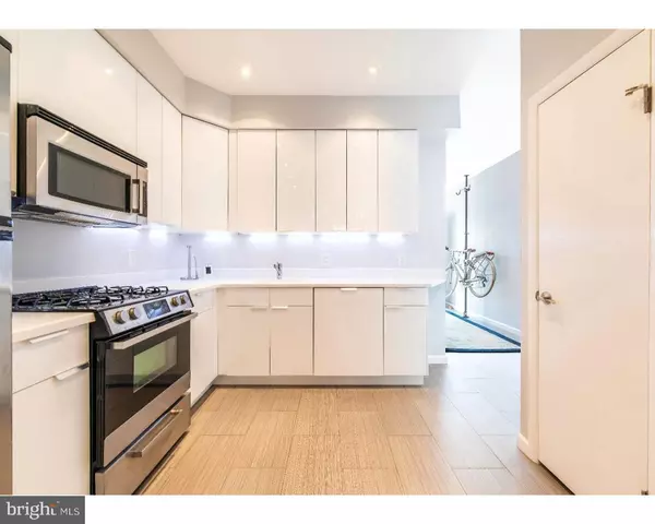 Philadelphia, PA 19130,2322 PEROT ST