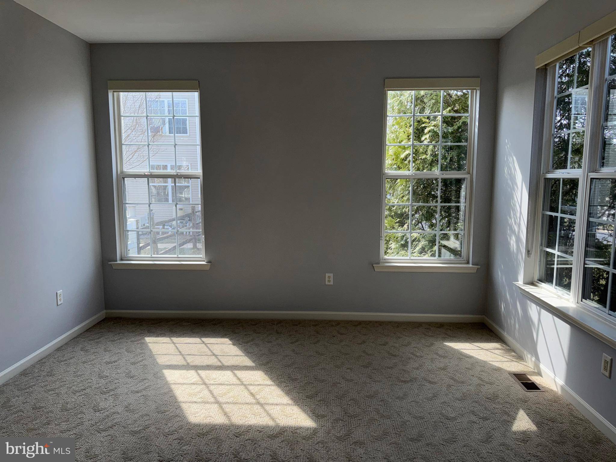 Middletown, DE 19709,4 HOGAN CIR