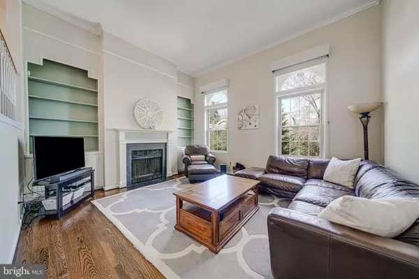 Falls Church, VA 22046,1274 S WASHINGTON ST
