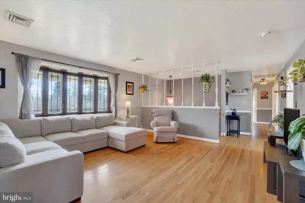 Dover, PA 17315,6561 HARMONY GROVE RD