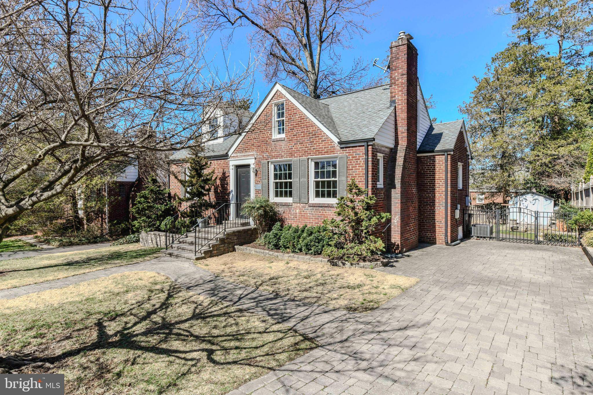 Arlington, VA 22207,5021 25TH ST N