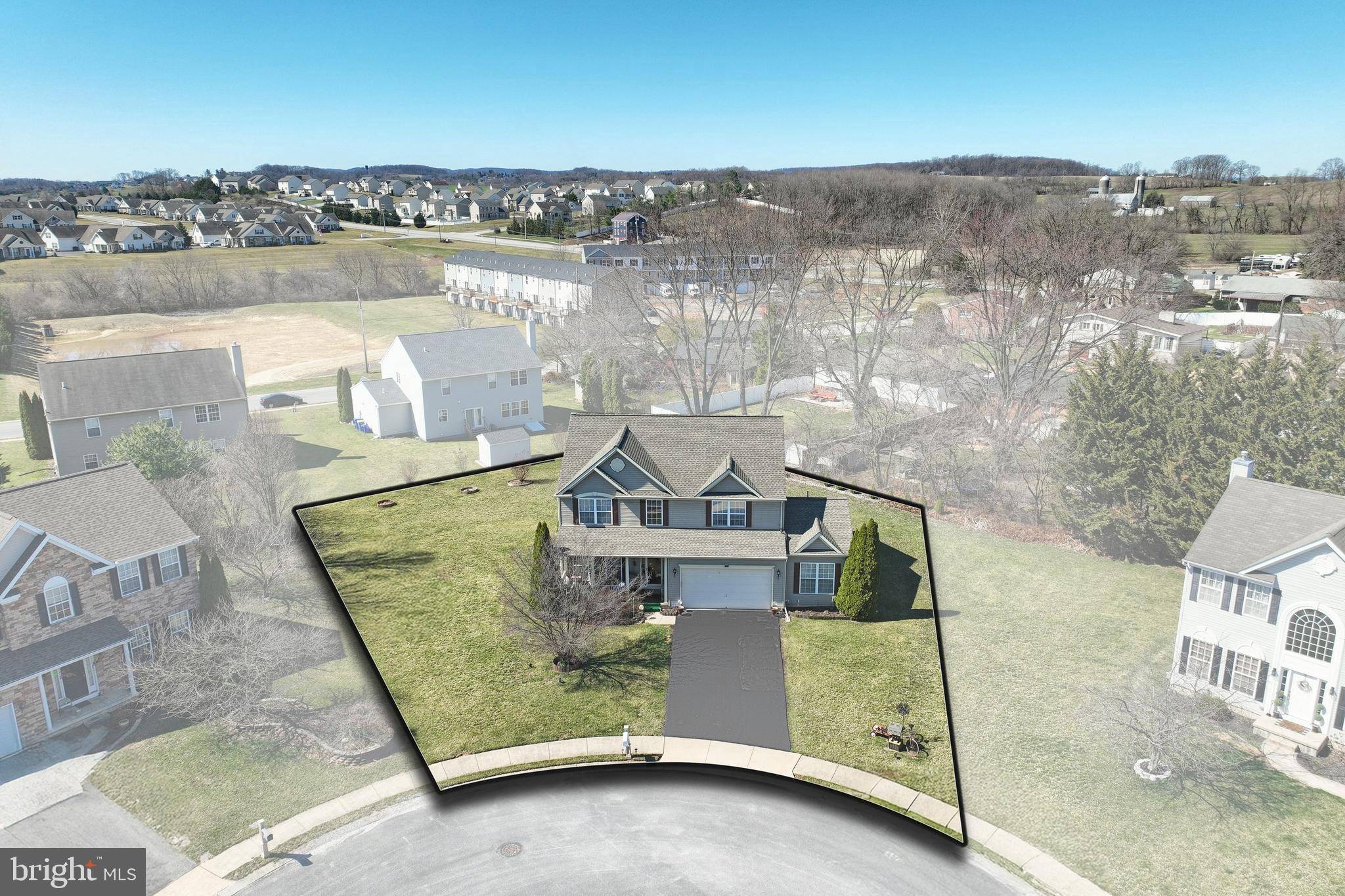 York, PA 17408,1131 PINE CT
