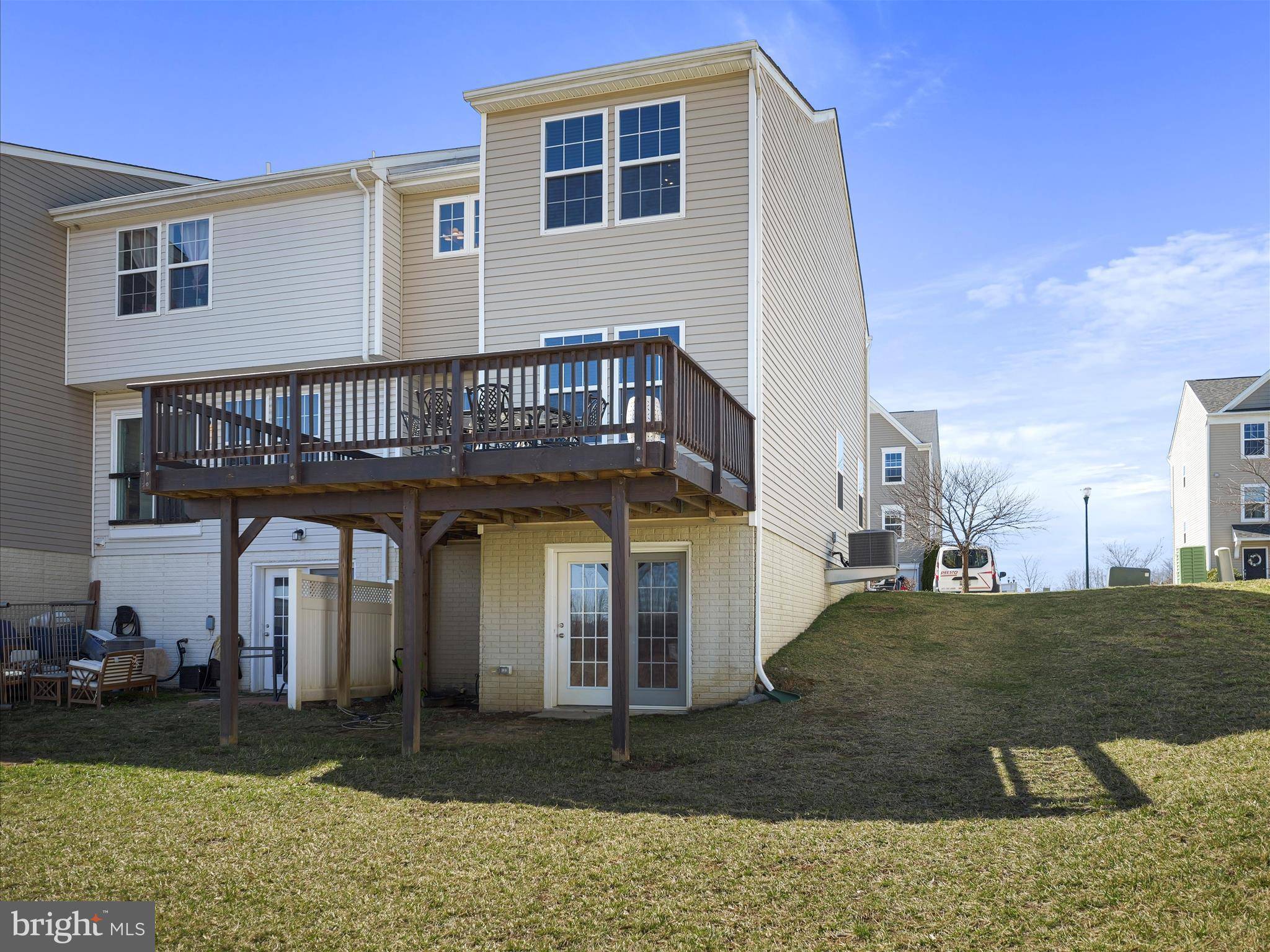 Ranson, WV 25438,1142 STALLION ST
