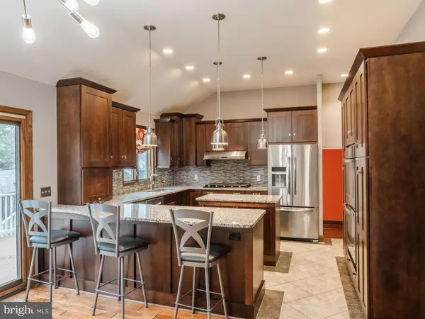 Pitman, NJ 08071,300 POPLAR AVE