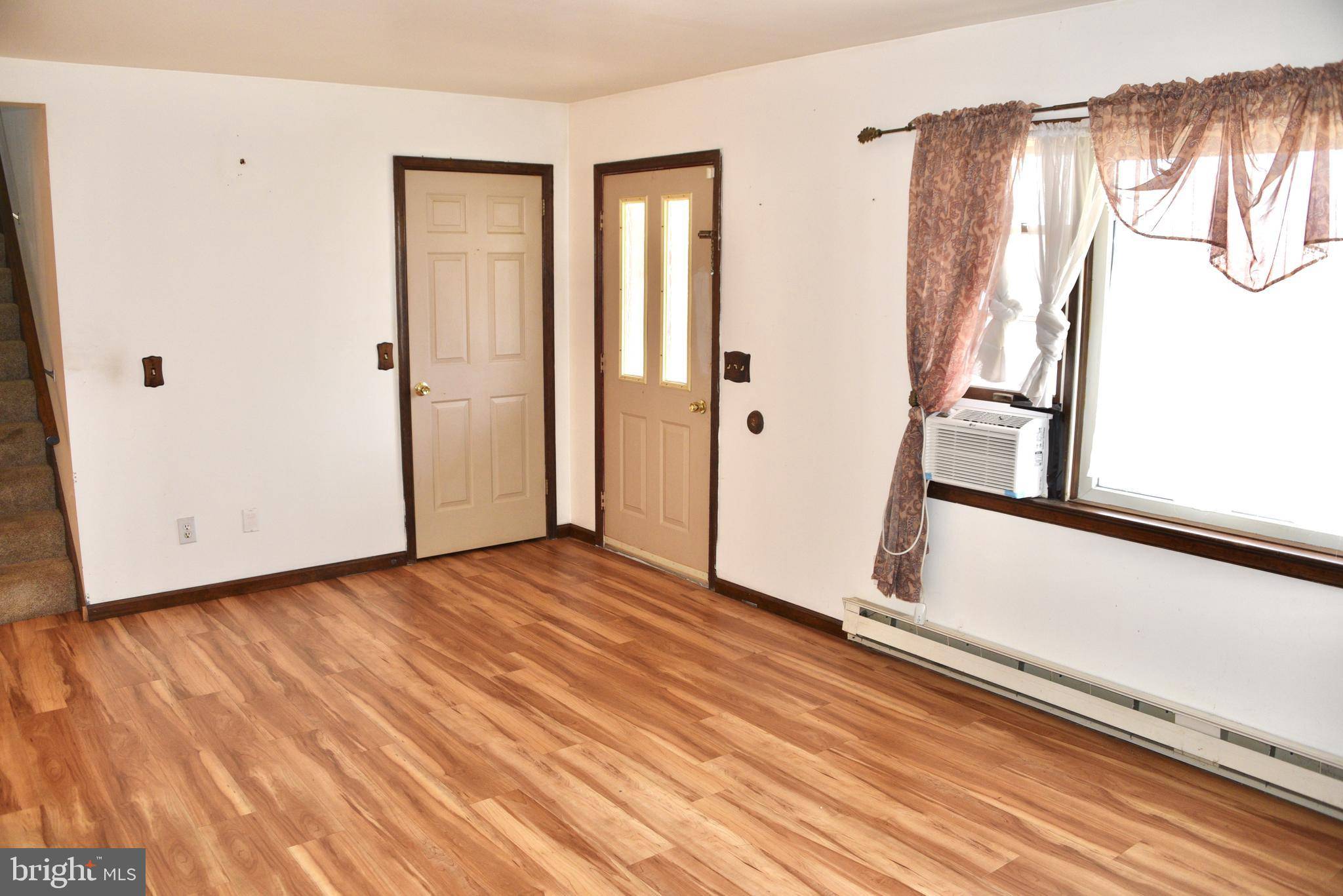 Lebanon, PA 17046,929 SYCAMORE LN